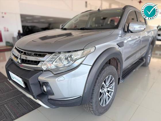 MITSUBISHI L200 TRITON 2.4 16V TURBO DIESEL OUTDOOR HPE-S CD 4X4 AUTOMÁTICO